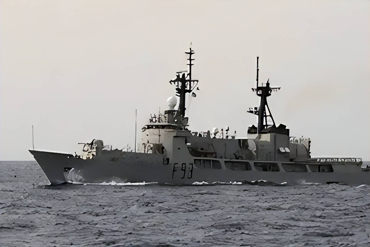 尼日利亚海军舰艇图片