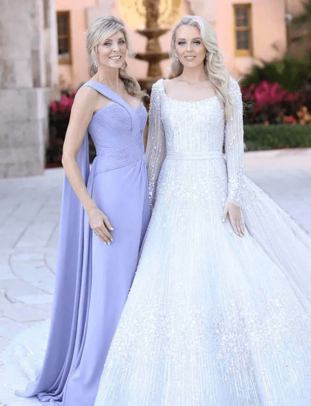 川普最嫌弃的小女儿结婚了!