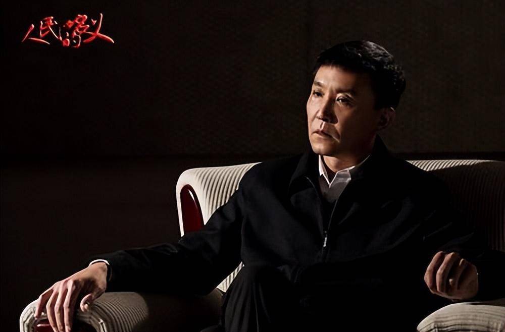 主角已经被配角抢先了,《伪装者》女主没有存在的意义,陈妍希不敢演