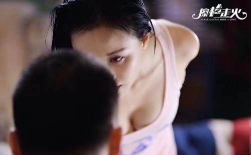 39岁无p照曝光苍老变胖,遭曹云金偷瞄,当年她可是全民广告女神_倪虹洁