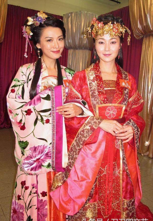 一集就领盒饭的陈炜,前亚视一姐如今打酱油也抢戏_梅艳芳_万绮雯_儿子