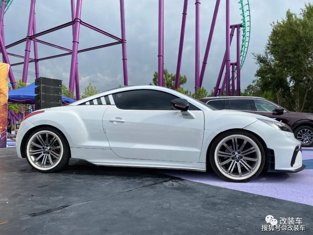 标致不只是206才有人玩,来看看新疆车友打造的标致rcz