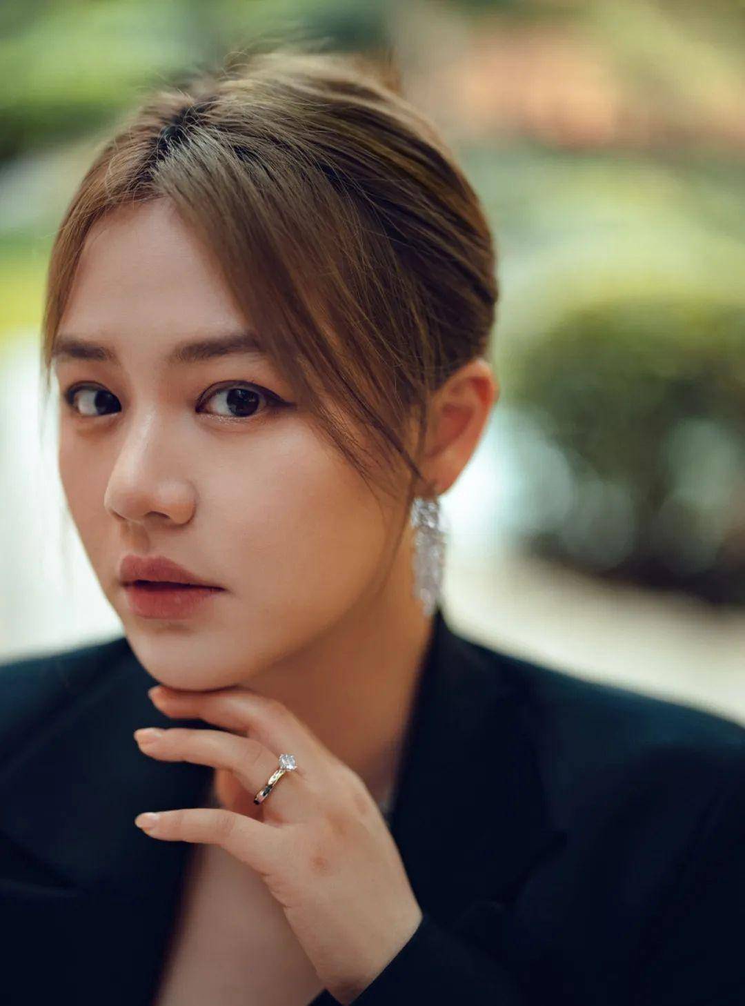 马思纯和张曼乐的恋情一时间引发了不少网友热议,更有传出有结婚意向