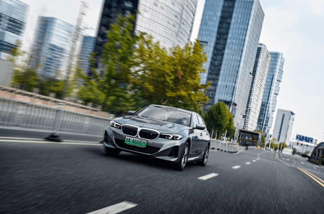 新能源时代,驾驶爱好者们的选择依旧会是BMW_搜狐汽车_搜狐网