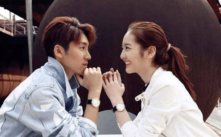 等了十年终于成年,如今成为夫妻_张千巽_张木易_组合