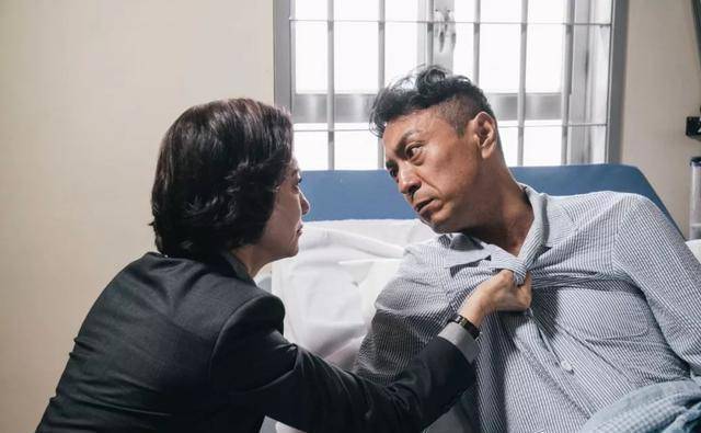 论起5大外号,天堂哥,欢喜哥都败给《铁探》贱kin_人物_fing_使徒