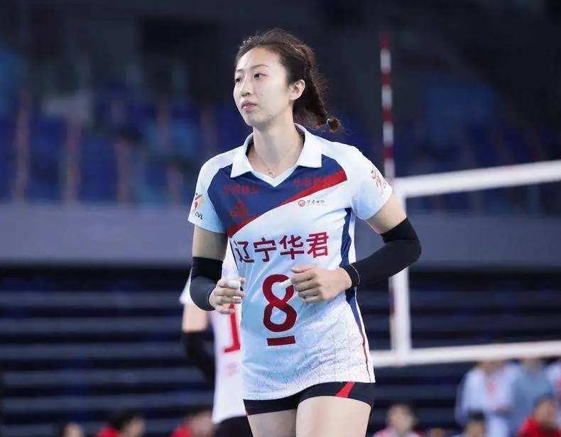 张常宁丁霞王者归来,女排双核穿球衣亮相,一细节暗示亚运会回归_中国