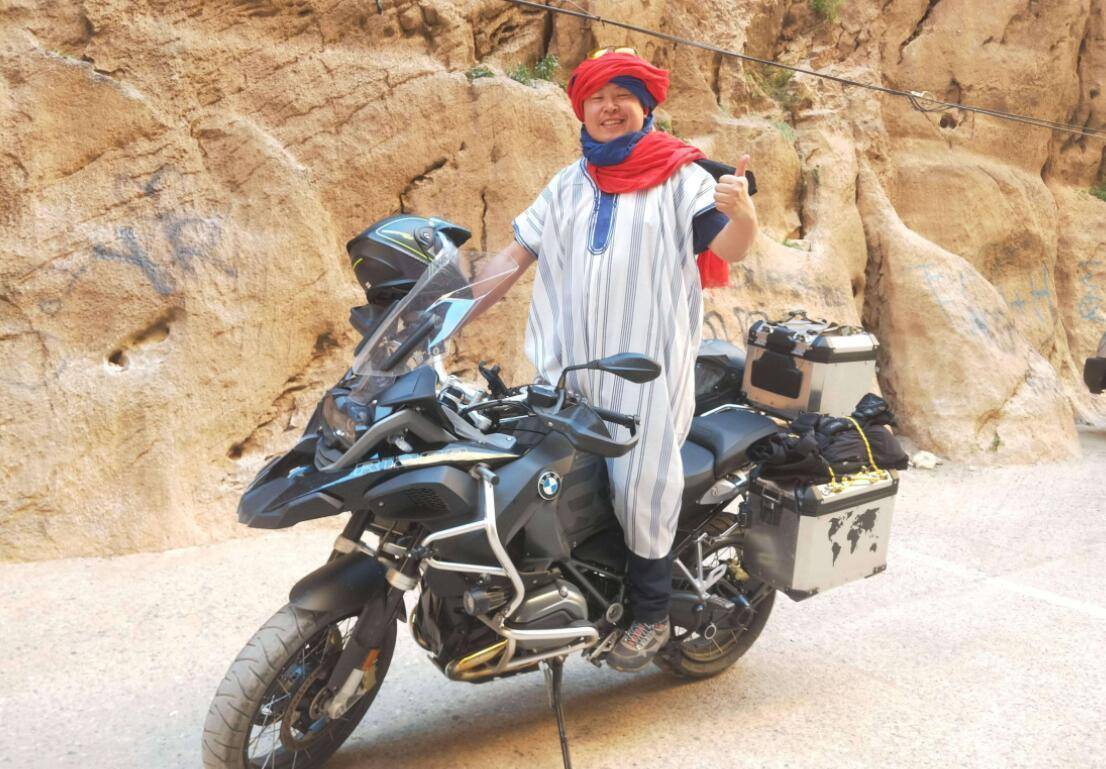 德云社"一语致胜"性捧哏:周九良冷淡型,阎鹤祥放飞型,他最不好形容!