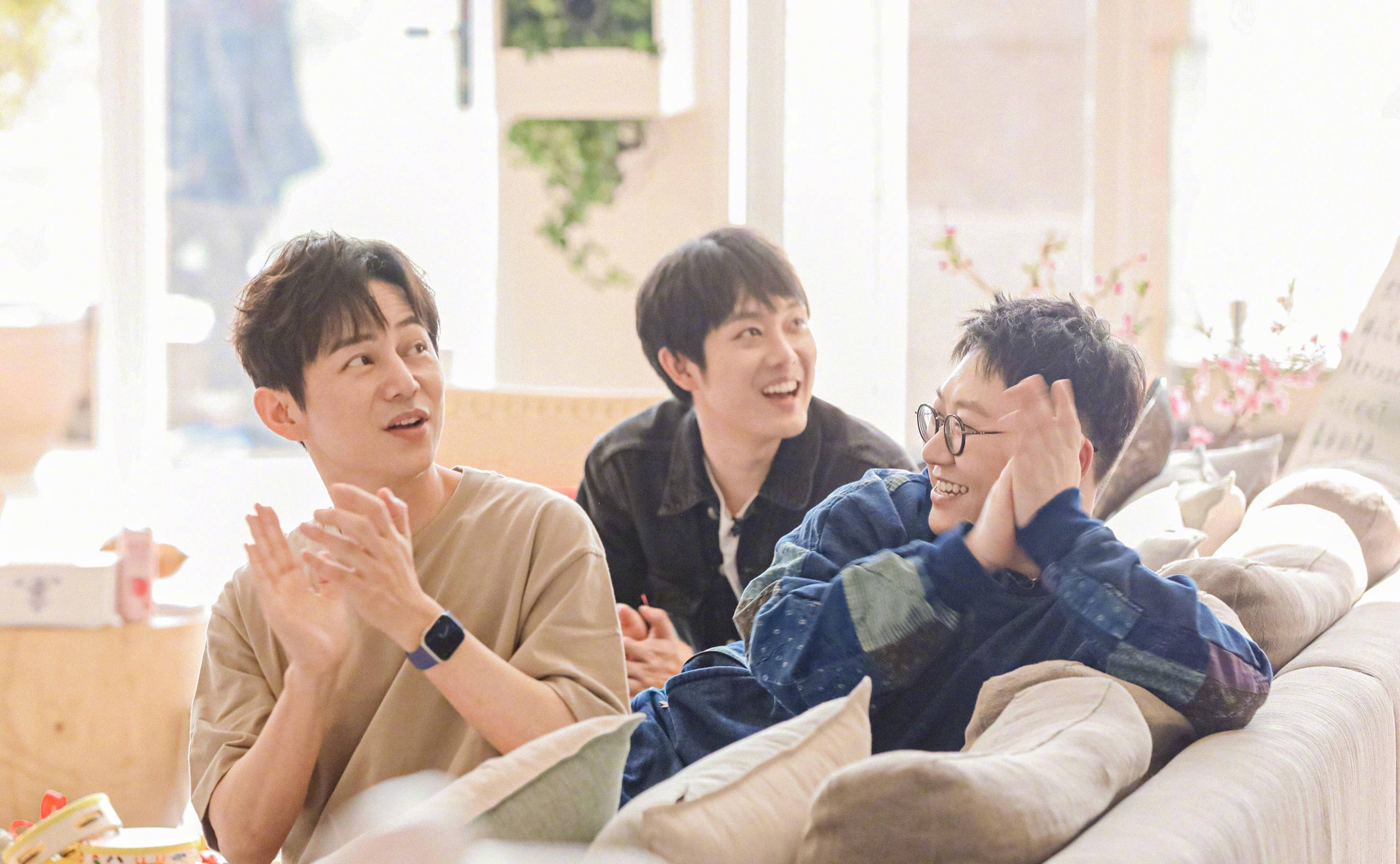 肖战事件中都保持沉默,一向不肯轻易表态的何炅,为何这次要放下底线