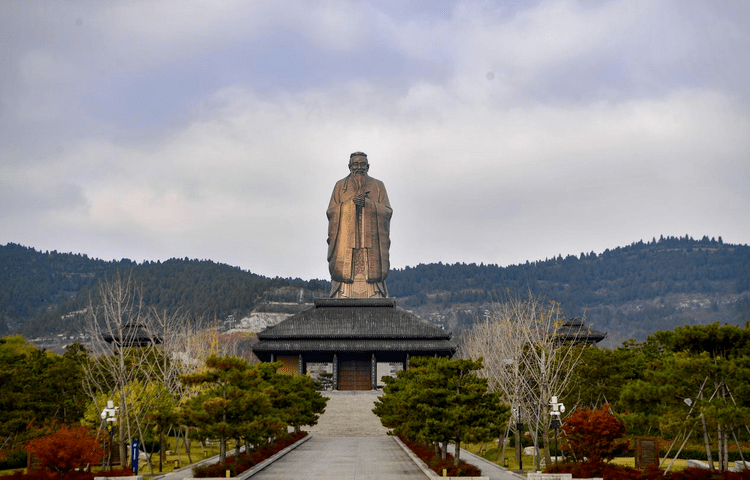 尼山,孔子的誕生地.