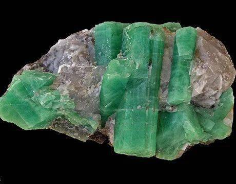 介绍|| 绿柱石简介_选矿_宝石_伟晶岩