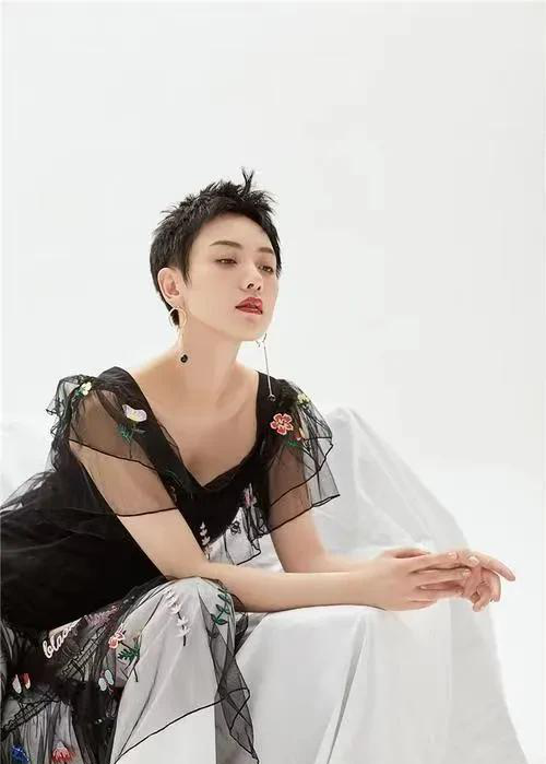 李晓峰时尚写真_刘恺威_黑色_美女