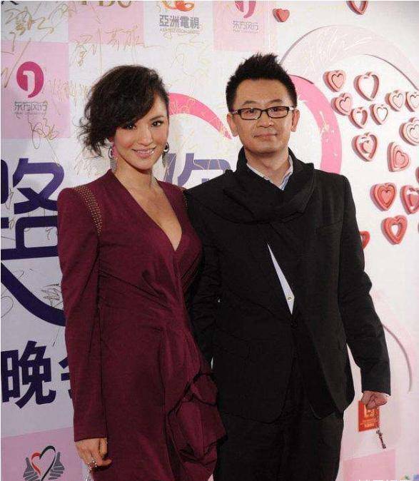 败光父母80万,隐瞒婚史与海波差点结婚,莫小棋39岁仍孤身一人_感情