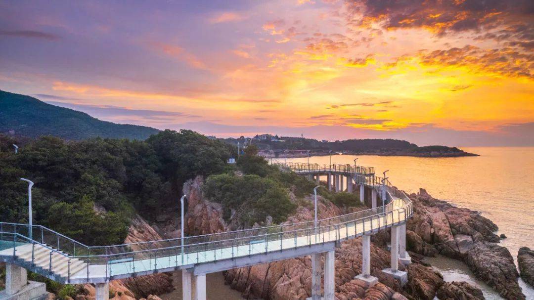 【uas】镶嵌在礁石上的钻戒——宁波松兰山旅游度假区玻璃栈道景观