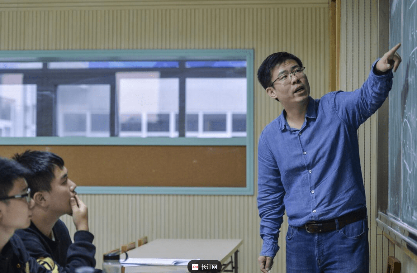 南开教授胡金牛简历,千言万语汇成两个字:实诚!