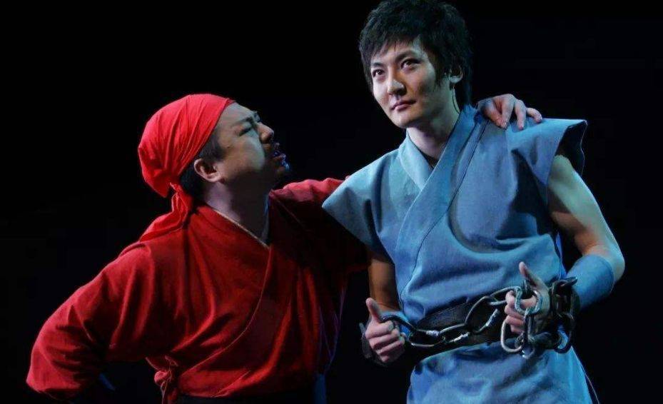 陆毅和郭京飞,原来是连襟,郭京飞与鲍莉一月闪婚,十年相伴_姐姐_鲍蕾