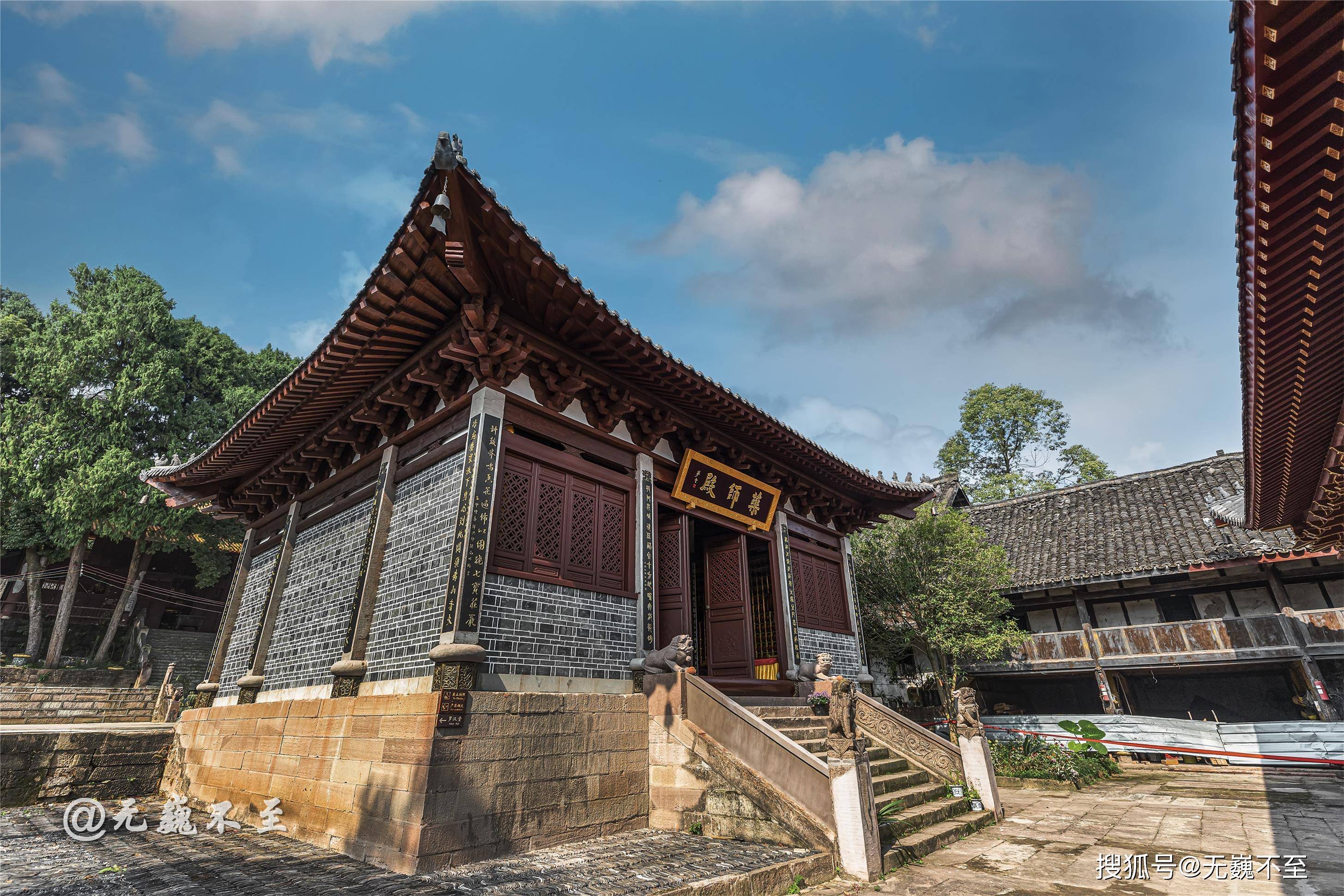 金堂炮台山——药师佛道场,宋代古刹拈花寺