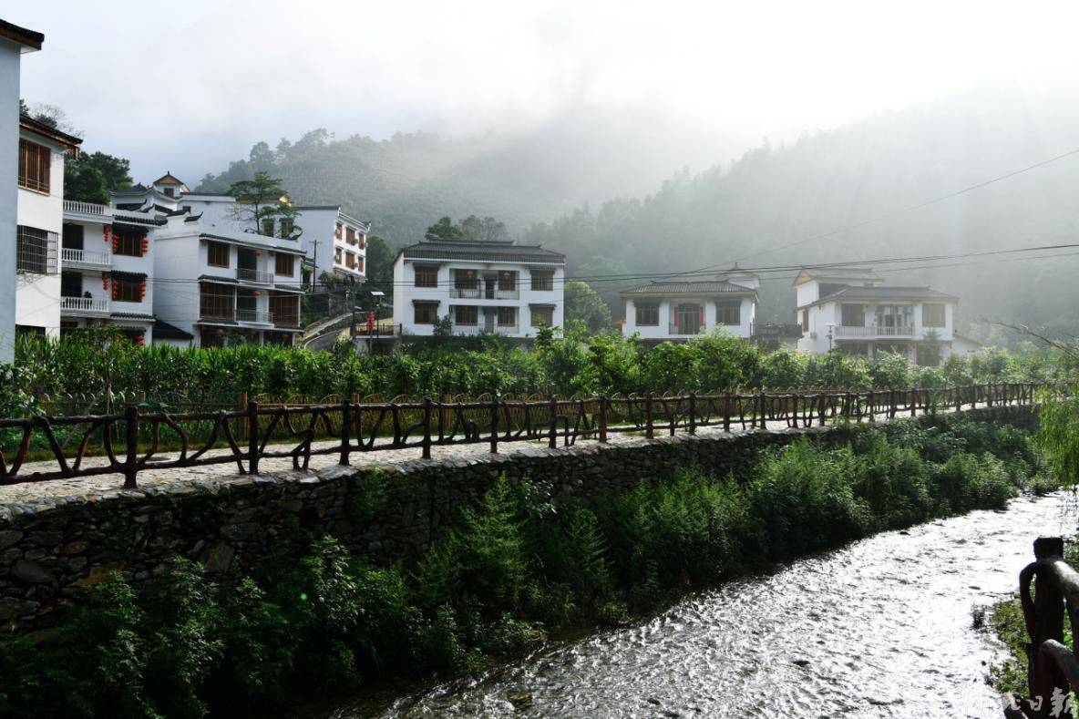 创新基层治理 激发文旅活力——通城县大坪乡内冲瑶族村