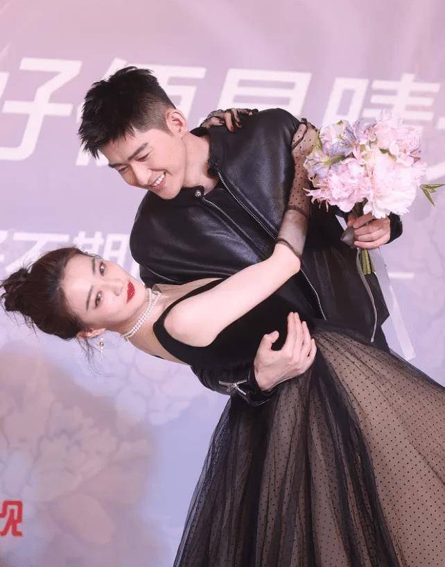 这是分手后遗症吗?_郑爽_恋情_徐璐