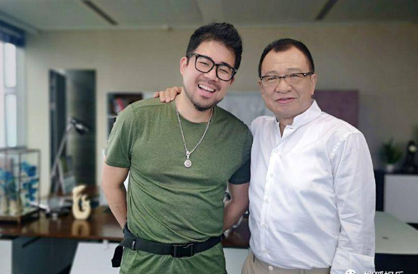 王子文醉酒后挽着的是朋友还是男友?王子文现在感情状况如何?