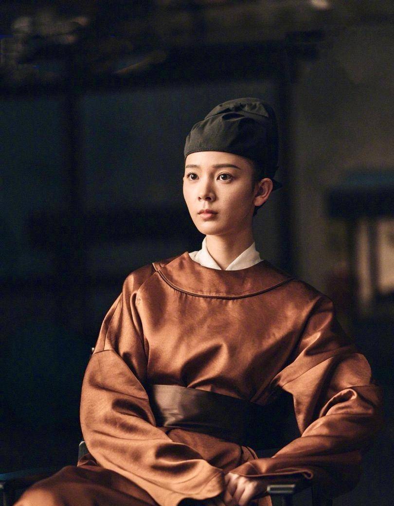 男装专业户陈瑶:出道就合作胡歌,岳绮罗成巅峰,新剧亮相却不火_角色