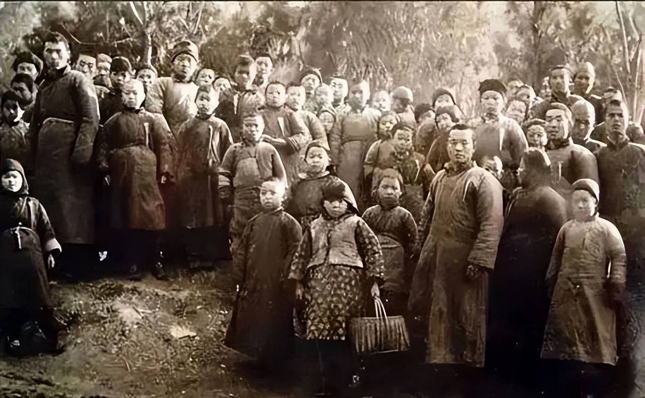 1937年的南京,栖霞寺高僧救下2.