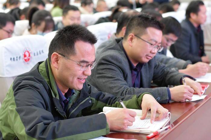 汉中市西乡县第二中学党员大会选举出席县教体局党委会党代表