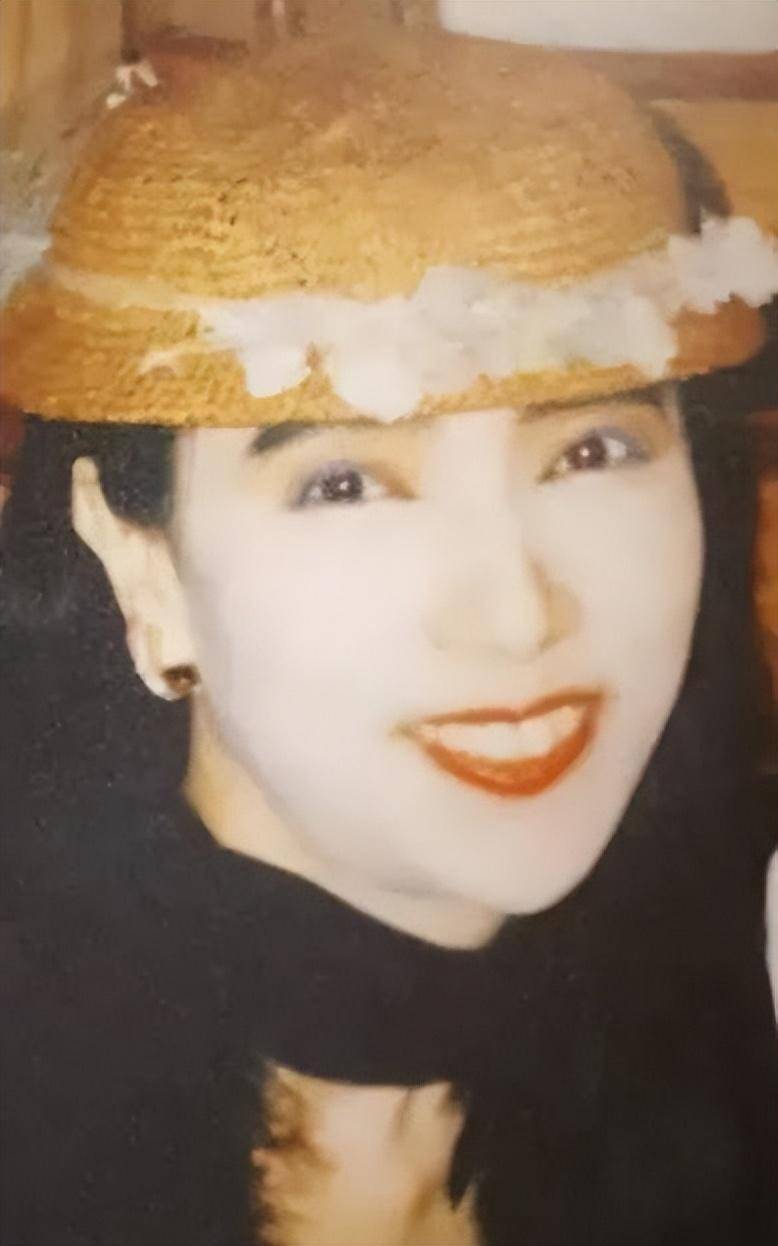 时间久了,许纯美也明白了,只要有钱,什么样的男人找不到?