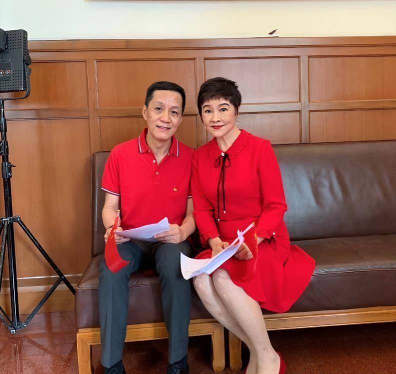 盘点圈内的"丁克夫妇",其中3对是著名主持人_孩子_妻子_康辉