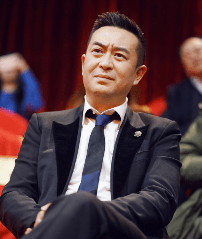 看看老婆是谁你就明白了_娱乐_原因_婚姻