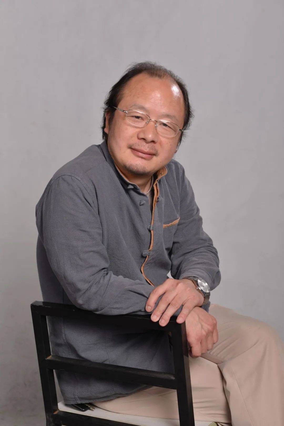 画家简历张清,男,1968年12月生,湖南益阳人,中国民主同盟会员,湖南