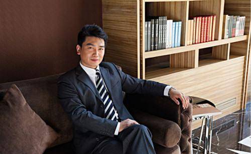 说说看你见过的有钱人低调到什么程度?_朋友_时候_衣服