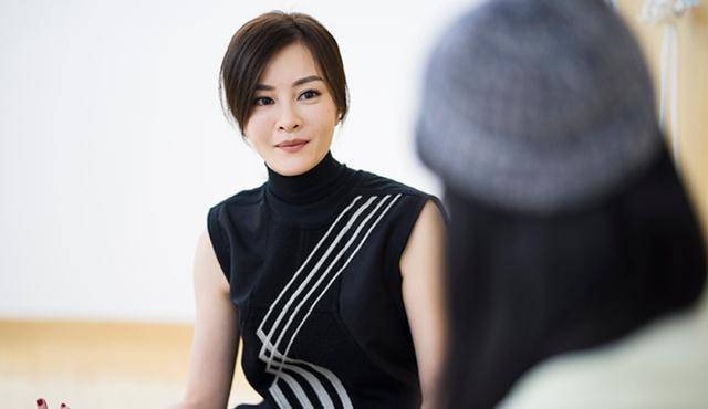 她为马伊琍介绍男友,没想到把自己"搭进去",如今跨界成设计师_刘孜为