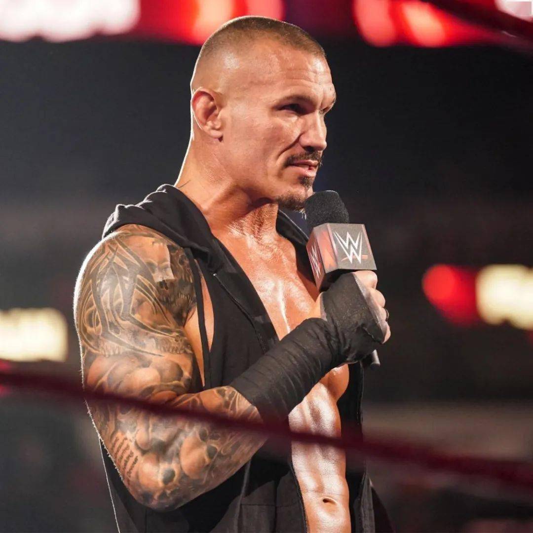 尽管报道似乎令人担忧,但raw超级巨星的父亲小鲍勃奥顿(bob orton jr.