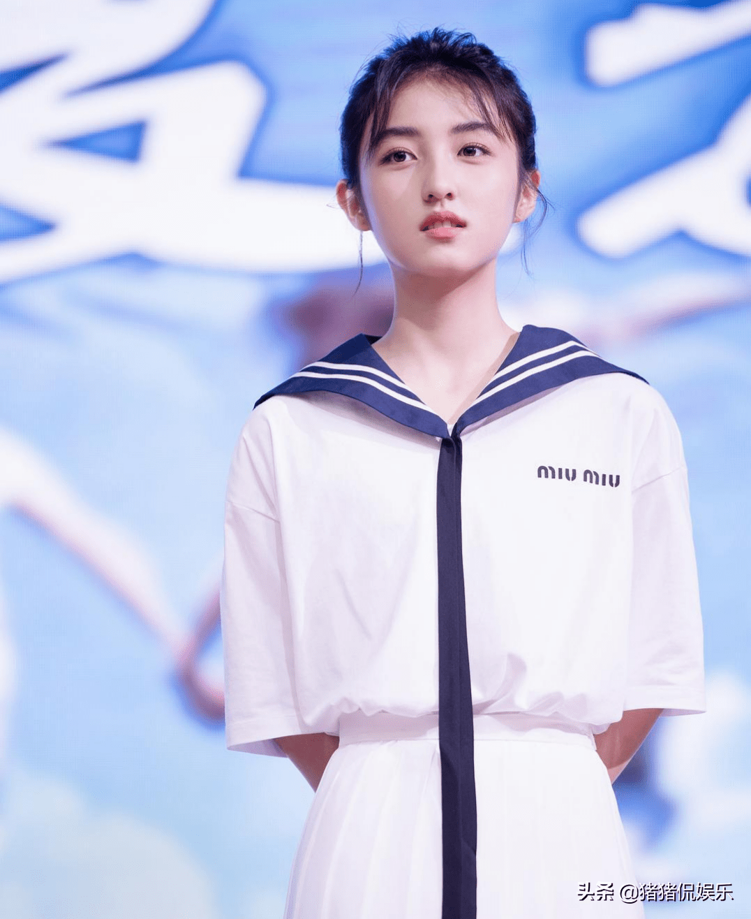 "早恋"学霸,张子枫吴磊最美cp,新剧上映别样恋情_青春_未来_校园