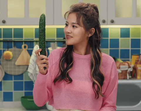 其中备受观众好评的就是咖喱酱了,她是由万籽麟饰演,在剧中是一个特别