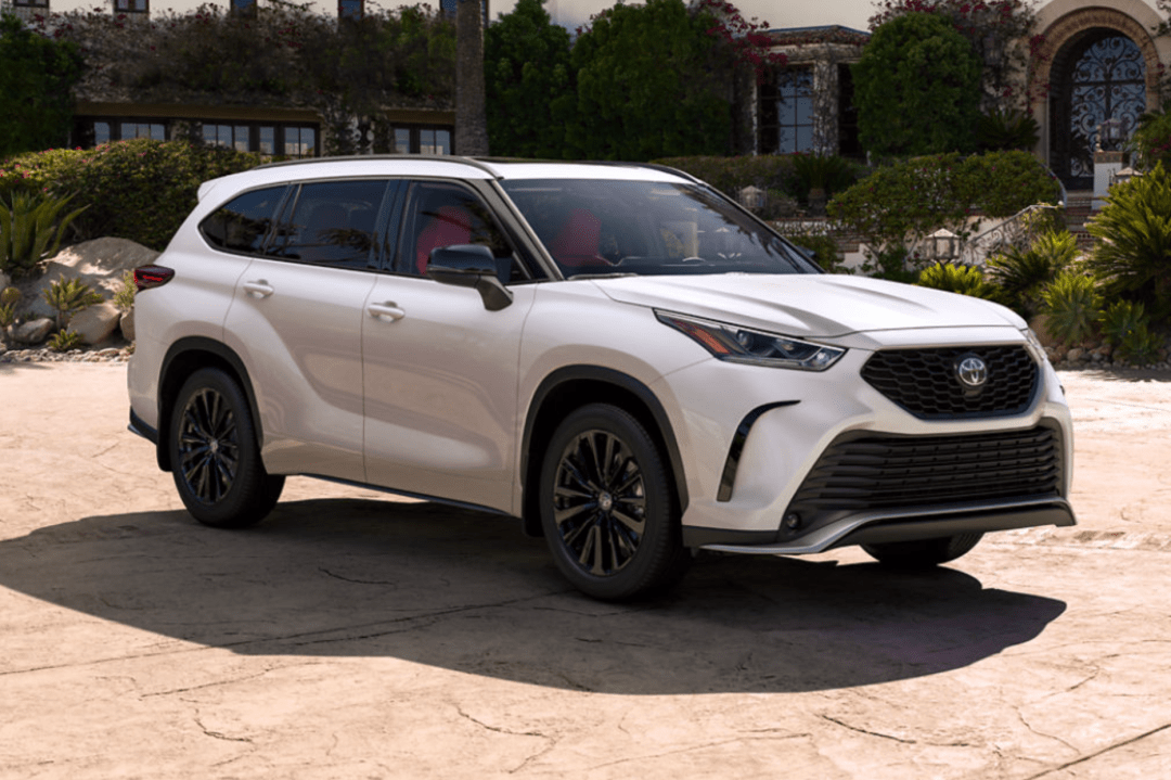 丰田"大汉兰达"预告图发布,2月8日亮相,竞争马自达cx-90_搜狐汽车