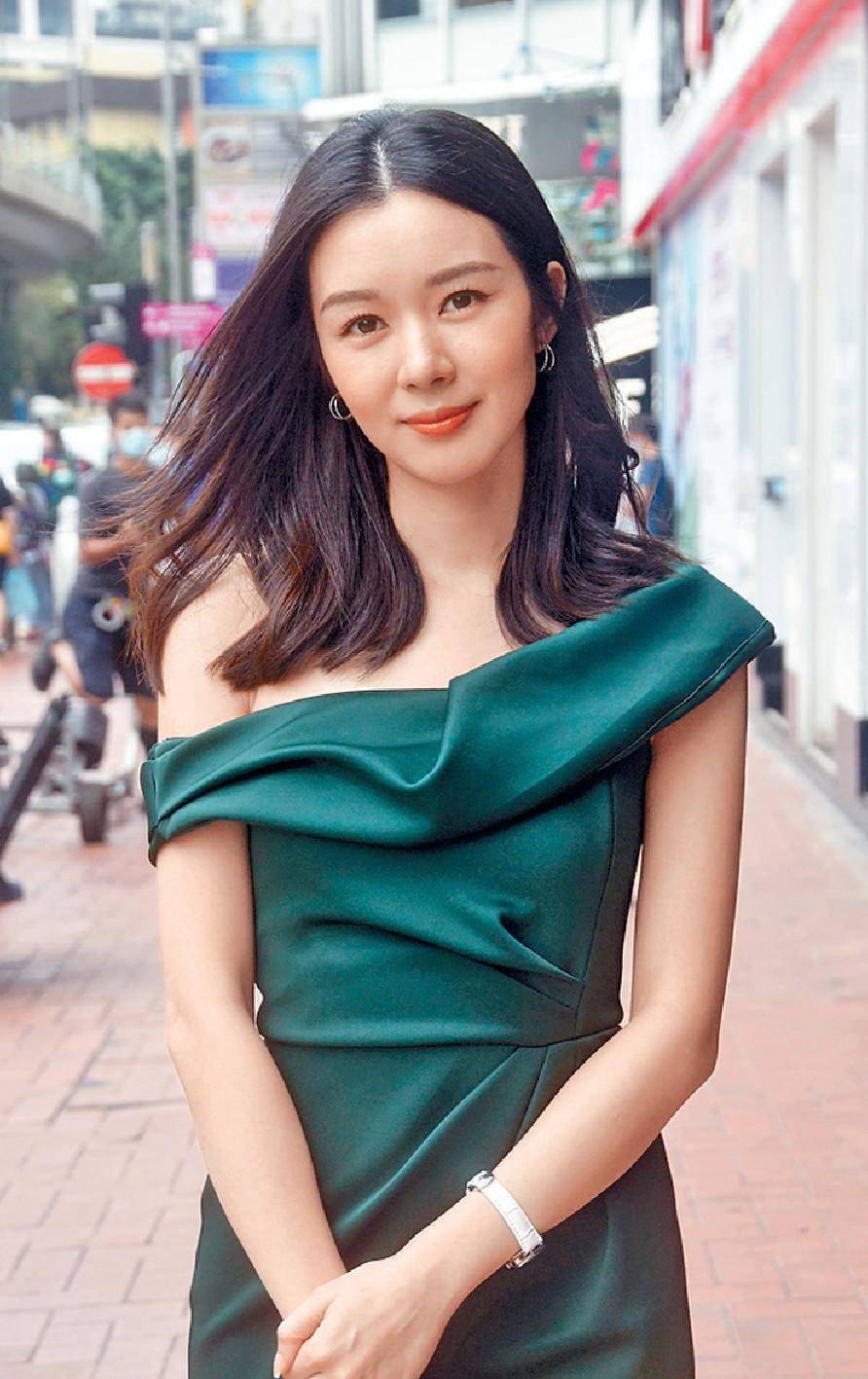 麦明诗 来自搜狐网