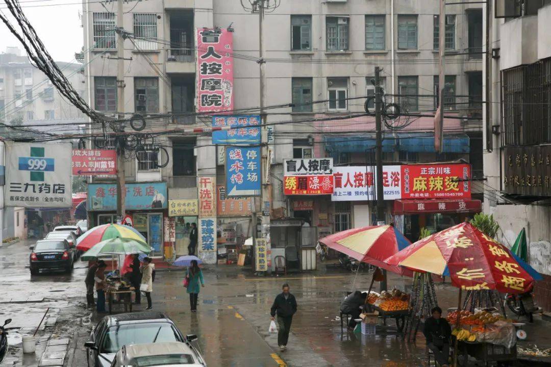 无锡第一百货 员工集在门口讨薪2009 胜利门公交站2009 阳台2009 河埒