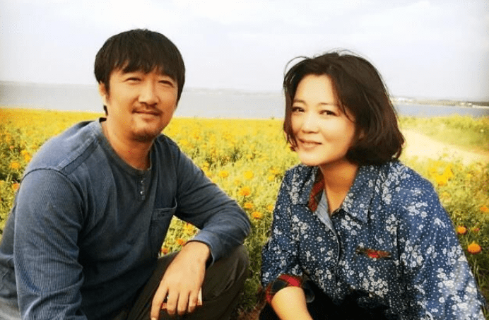 49岁王茜华分手后大胆追求爱情,与前夫aa制多年,如今现任好帅_沈航