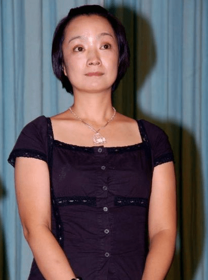 携带24亿巨款嫁给张嘉译,51岁活成人生赢家_王海燕_剧本_电视剧