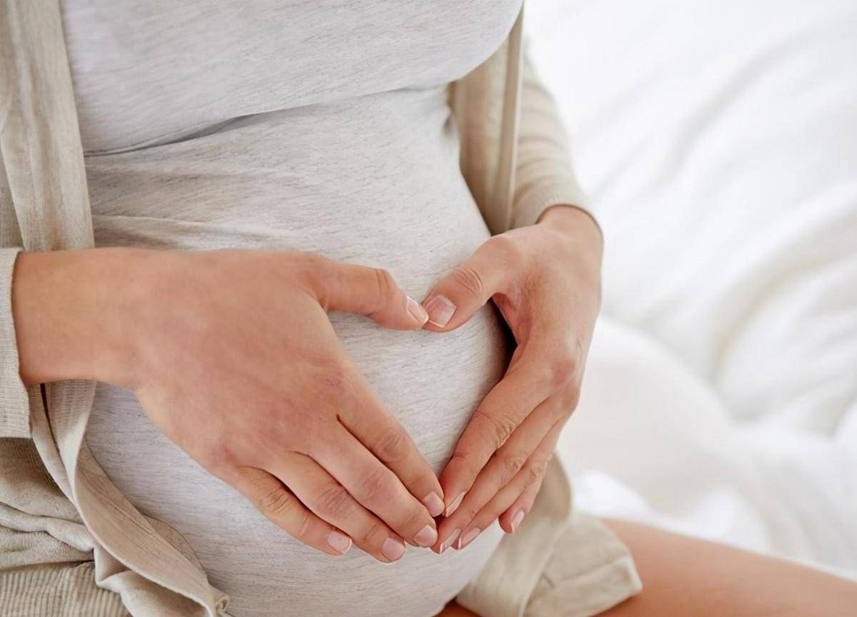 为什么有的孕妇显怀早有的显怀迟(原因是什么)