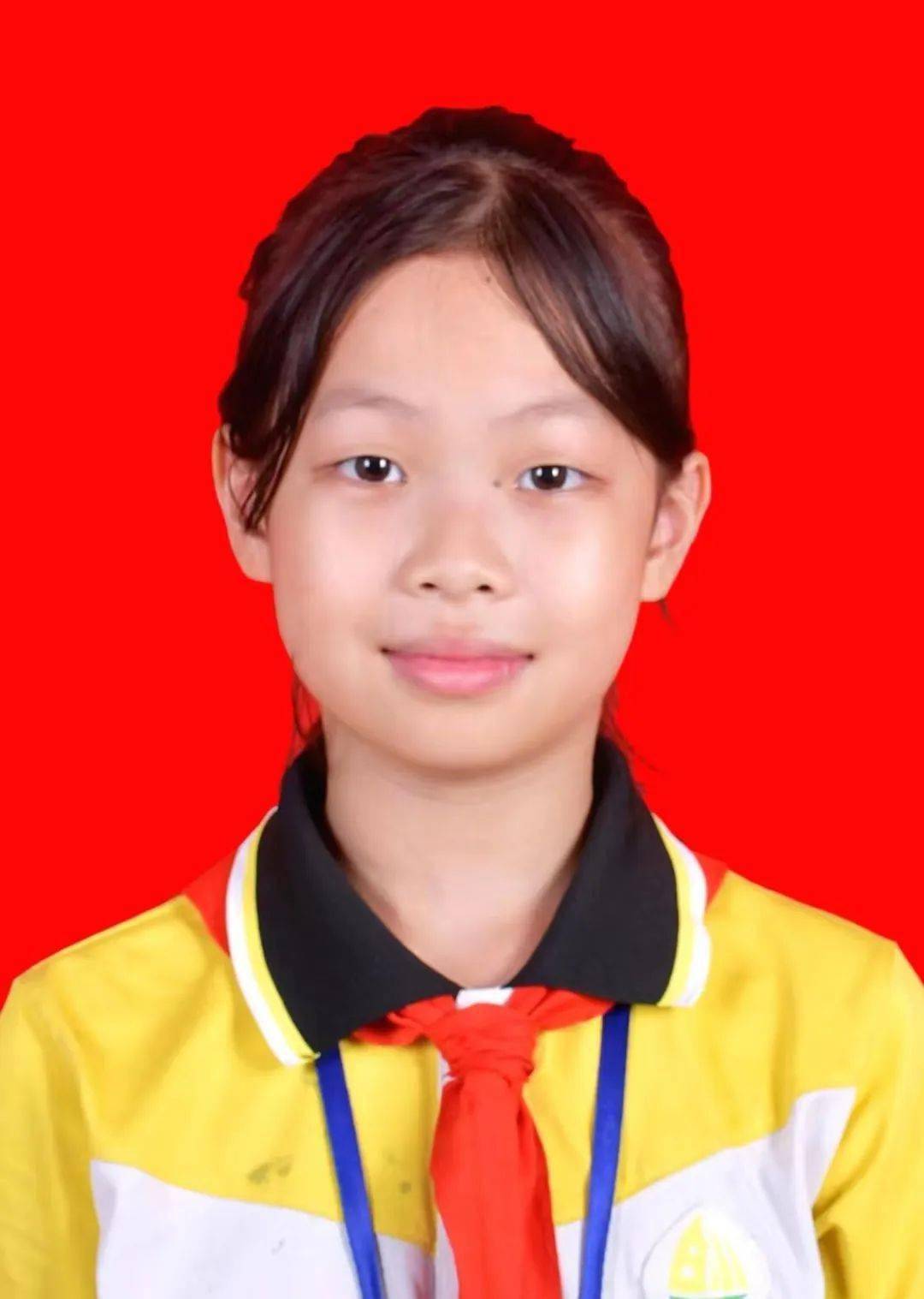 张晨熙在学习上持之以恒勤学好思她在校园里待人友善活泼开朗她在