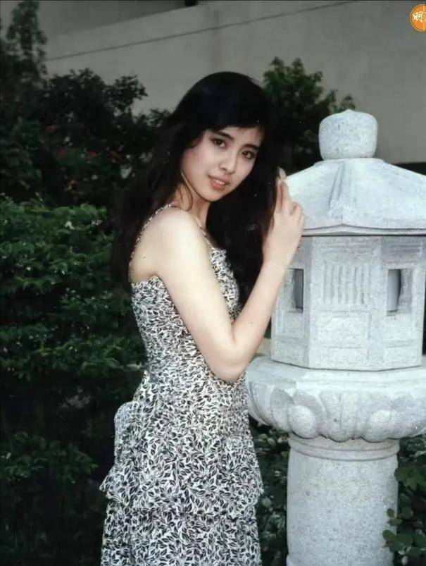 祖籍河北省大名县,中国台湾女歌手,在20世纪70至80年代时,具有代表性