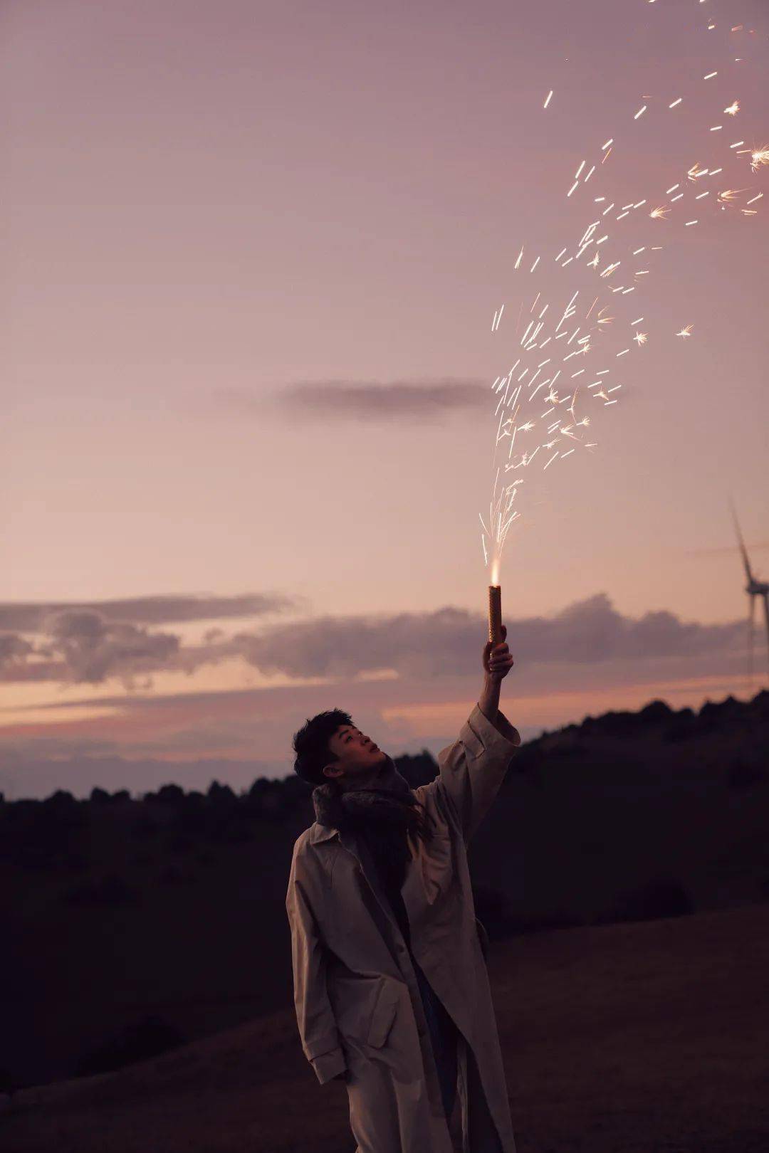 《舞蹈风暴》王牌舞者黎星,导演新作「火车站」即将启程!