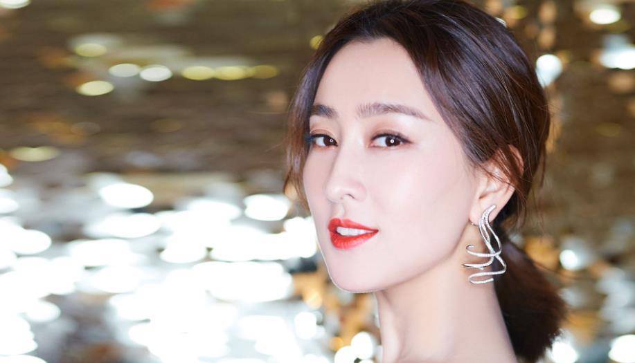 "马漂亮"马苏:暗恋黎明7年,情断孔令辉,被刘洲成一说记三年_情感_苞米