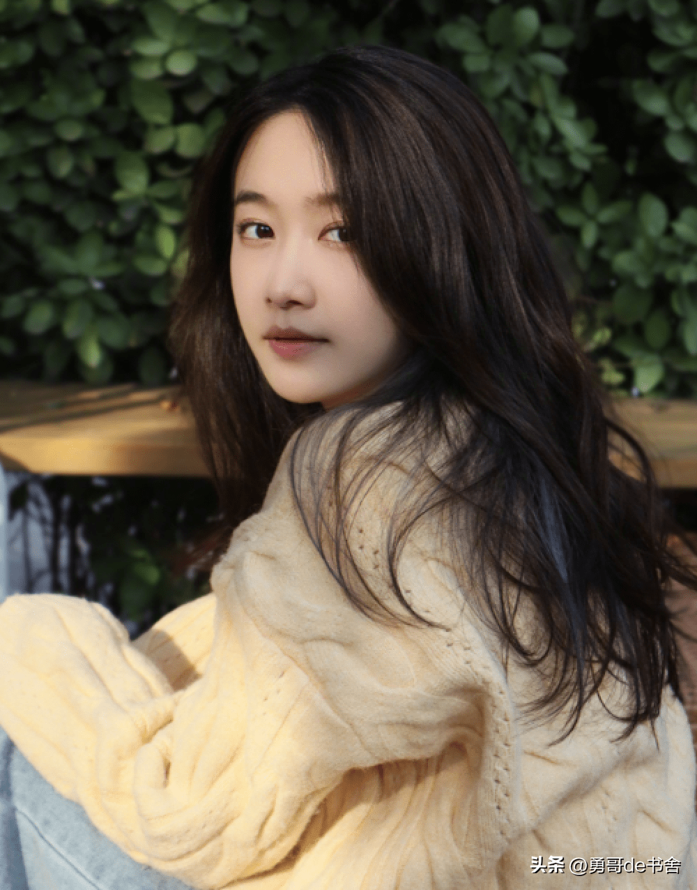 走红两年到手72块,最惨快女该火了_刘美_角色_反派