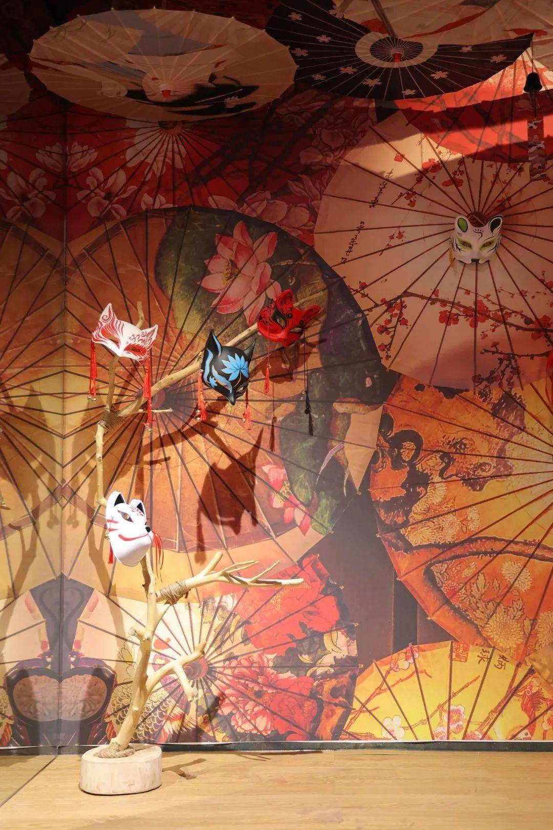 这一看就是我的家06是油纸伞放置几百年后幻化而成的小怪我叫唐伞小僧