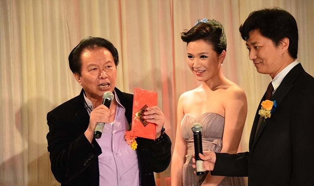 2003年,18线女演员张钰用两盒录音带,捅破了娱乐圈的天_黄健中_电影