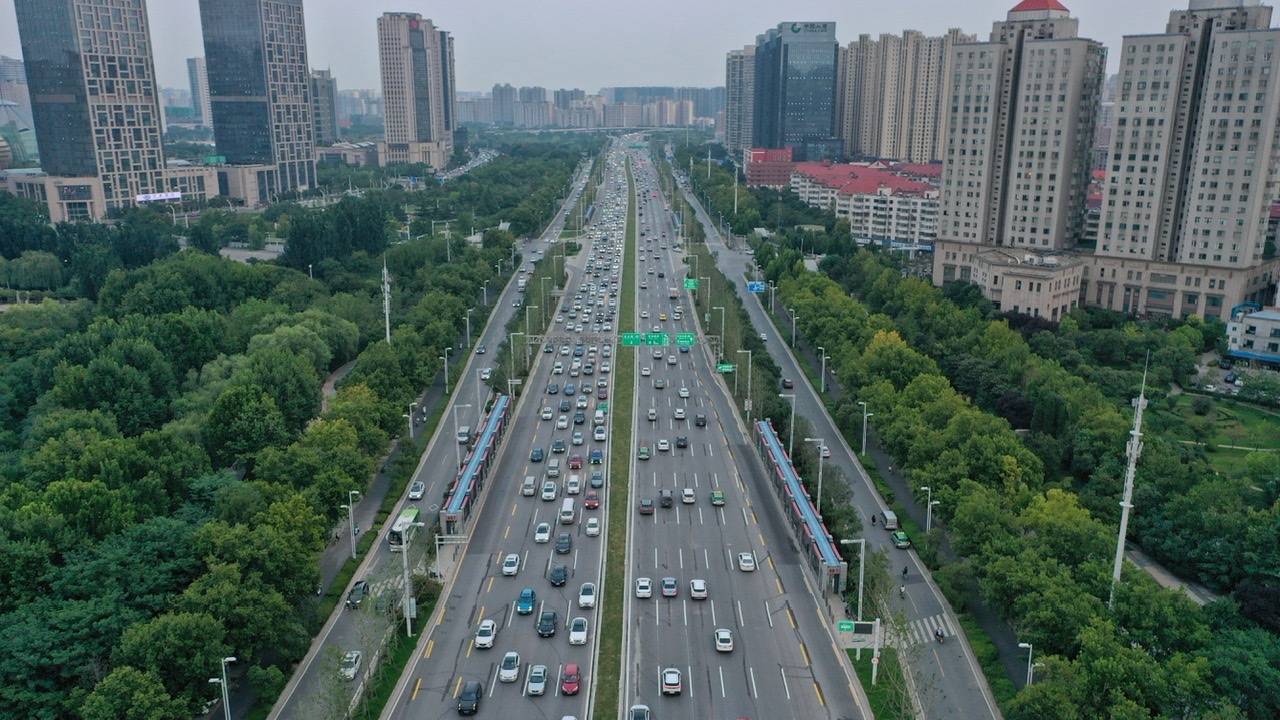 郑州交警:12月7日起恢复常态化交通管理,尾号限行仍暂不处罚_机动车